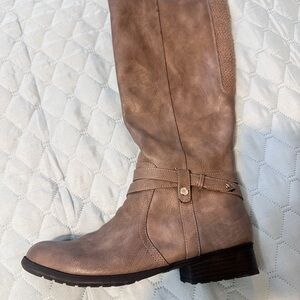 Life Stride Women's Brown Heeled Boots worn once